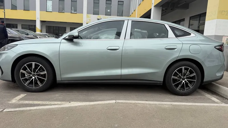 Byd Seal 06 hybrid 2000km zapas hod (nasiyaga savdo qilamiz) 1 Byd Seal 06 hybrid 2000km zapas hod (nasiyaga savdo qilamiz) 1