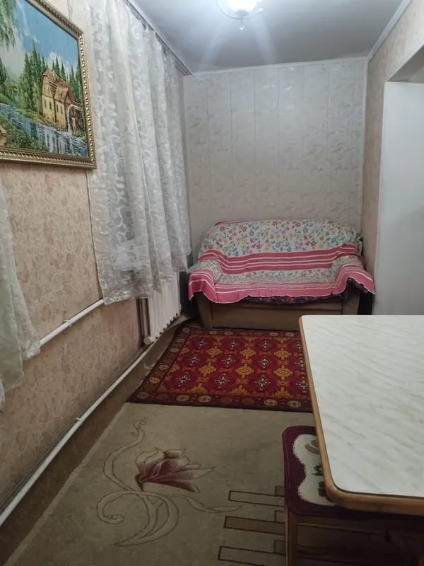Chilonzor 23da bir xonali sotiladi 6 Chilonzor 23da bir xonali sotiladi 6