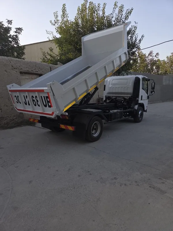 Xizmat kòrsatish Isuzu Qum sheben 3 Xizmat kòrsatish Isuzu Qum sheben 3