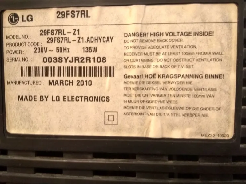 Телевизор LG LED. В рабочем состоянии. Вместе с тумбочкой — фото 5