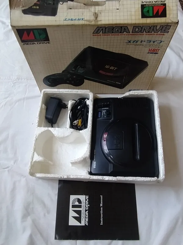 SEGA mega drive argenal 1992 yil yahshi saqlangan