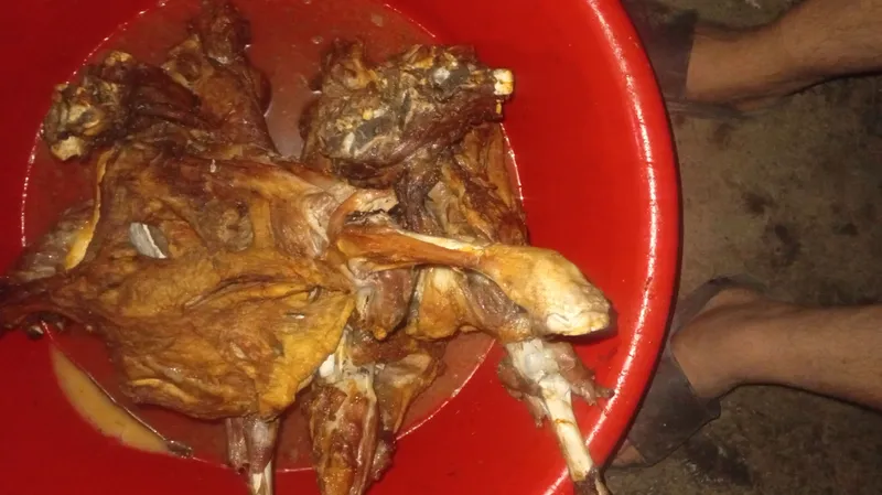 tandir  goʻsht 1kg 280 000