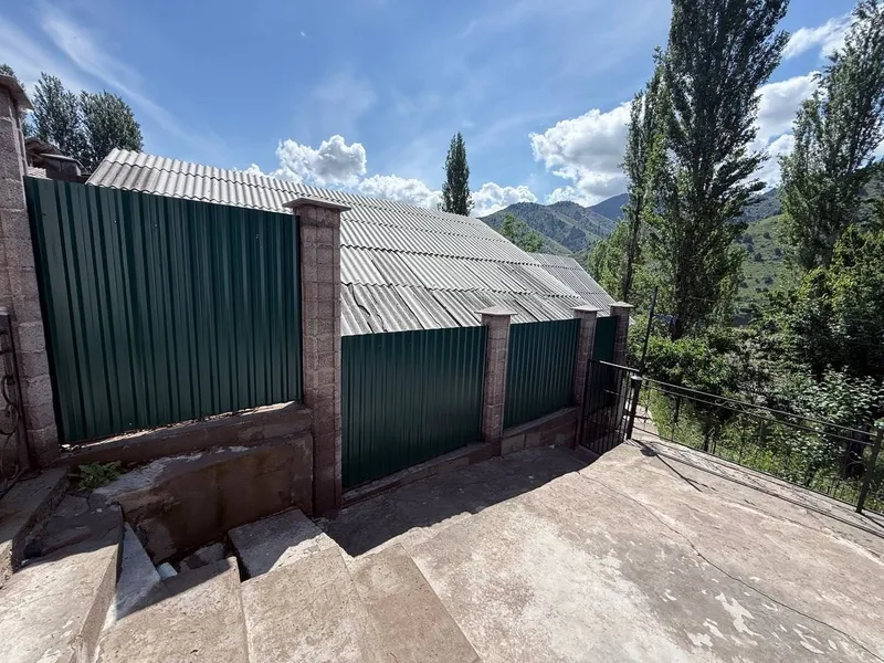 Uchastka hovli uy dacha 2