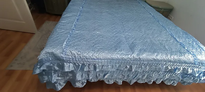Продам покрывало и одеяла — фото 5
