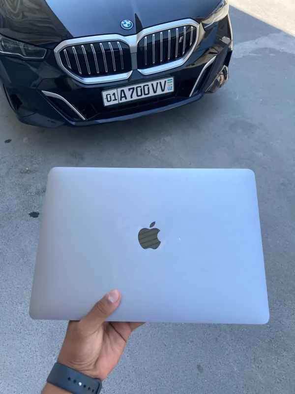 MacBook Pro 2016 (Touch Bar) 1 MacBook Pro 2016 (Touch Bar) 1