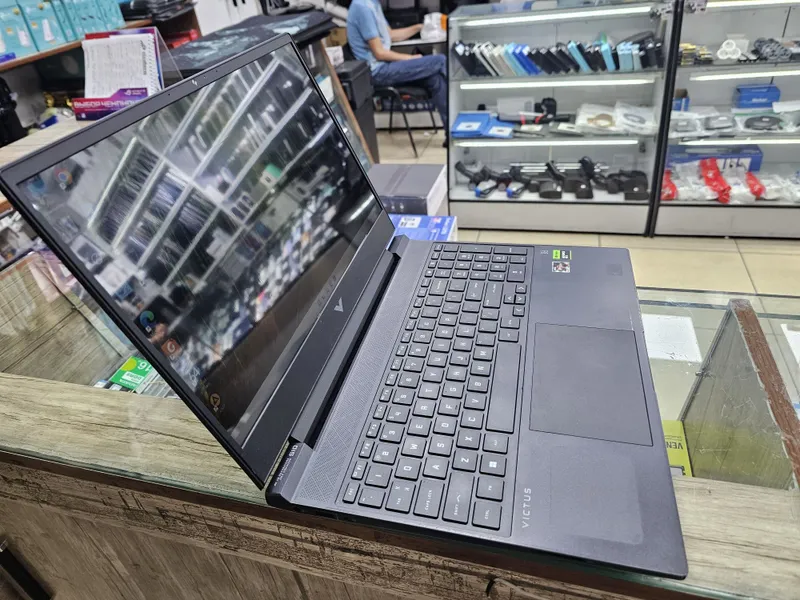 HP Ryzen 5 + RTX2050 — фото 1