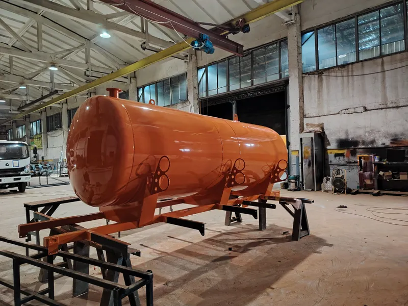Metall va Bak „Sisterna" buyash sifatli maylar xm 7