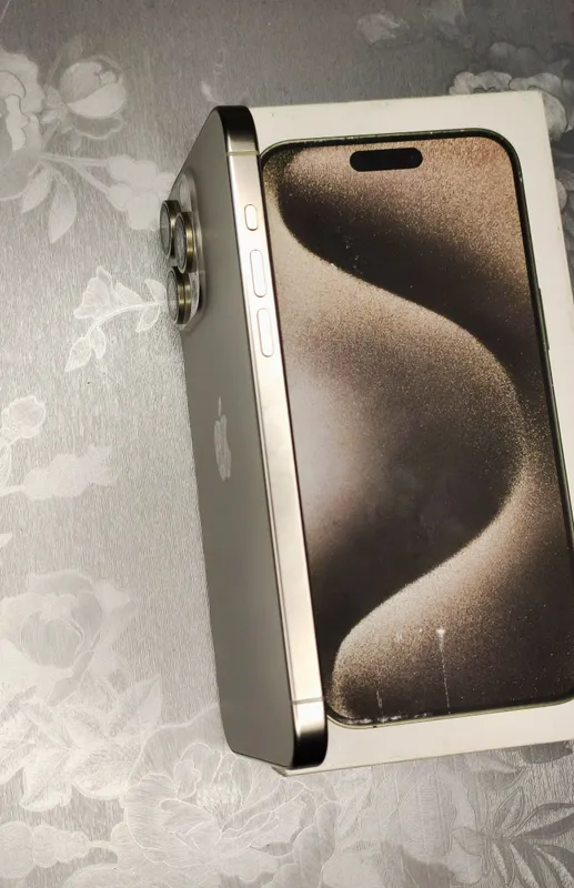 iPhone 15 Pro Max — фото 3