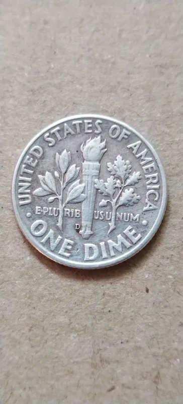 Продаётся монета США серебро
