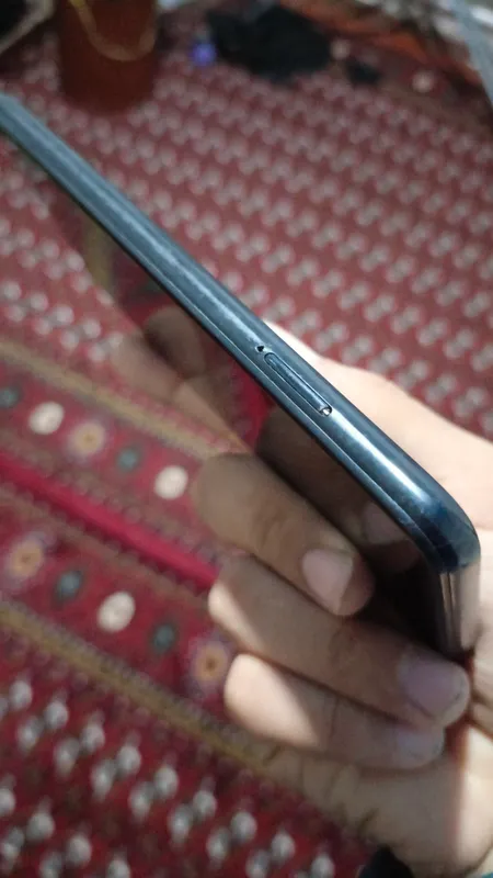 TECNO POVA 2 LE7n madel 4/128 lik igravoy rejimibo 5