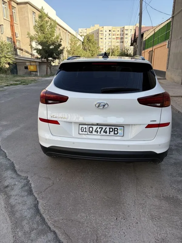 Full позиция. Продаю свою машину Hundai Tucson не битая не крашеная 5 Full позиция. Продаю свою машину Hundai Tucson не битая не крашеная 5