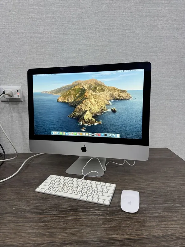 Моноблок iMac intel Core i5 21.5 Дюйм Full-HD Дисплеем Идеал!