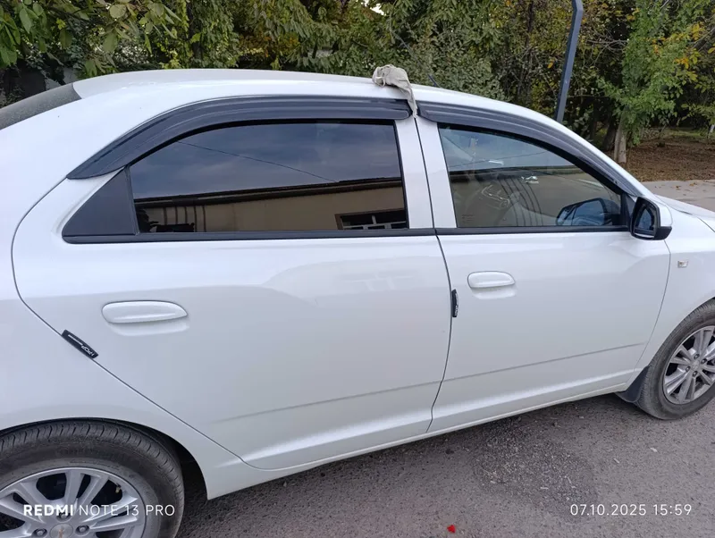 Cobalt 2025 yil 25000 km yangidek gaz yoq 1 Cobalt 2025 yil 25000 km yangidek gaz yoq 1