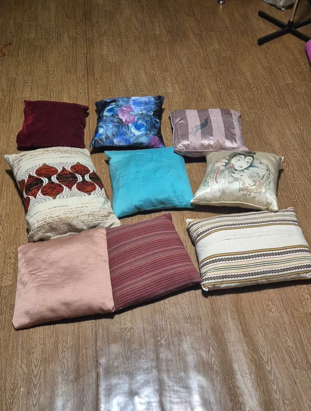 Продаются Подушки . Разные. 5