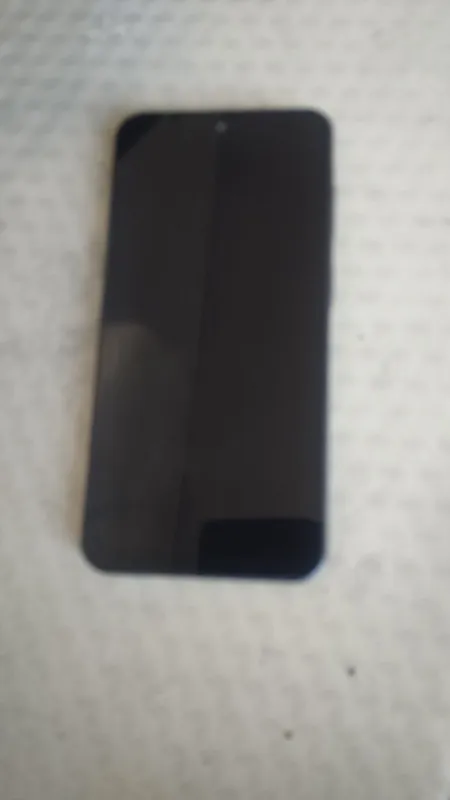 Samsung Galaxy A36 holati yaxshi karobka fakumenti bor bitta aybi ekra 5 Samsung Galaxy A36 holati yaxshi karobka fakumenti bor bitta aybi ekra 5