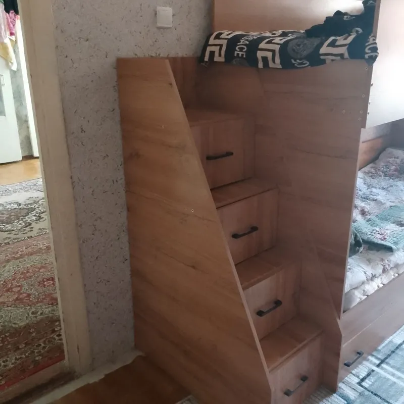 Продаётся двух ярусная кровать
