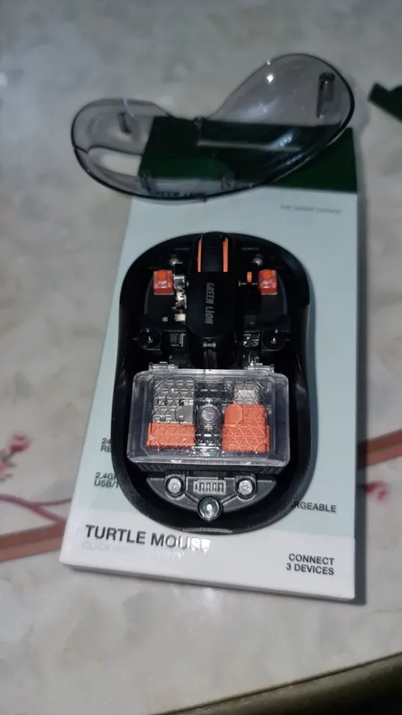 Green Lion mouse 2