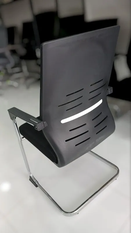 Kreslo office va uy uchun 4 Kreslo office va uy uchun 4
