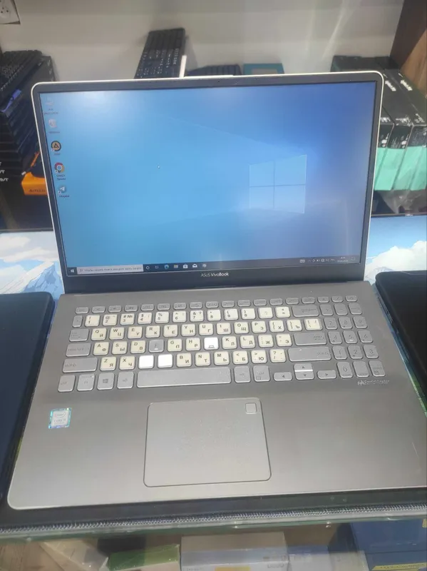 Ноутбук: ASUS Vivo Book (Б/у) — фото 1