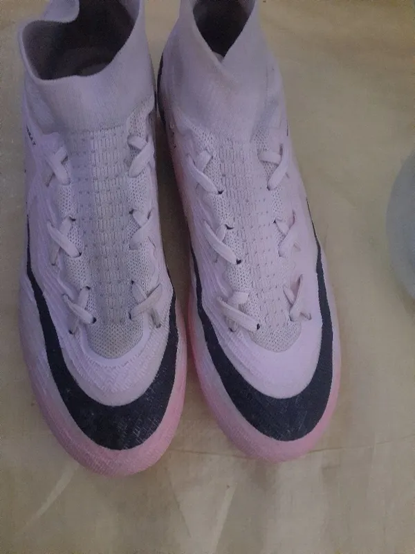 Nike tezaz Holati yaxshi 40-41 Razmir Navoiy viloyati tel qiling yaxsh — фото 4