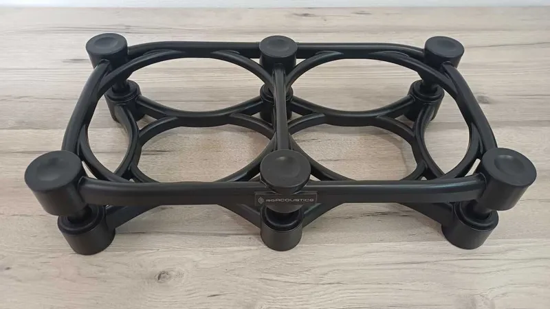 Антивибрационная подставка для мониторов IsoAcoustics ISO-430 — фото 3