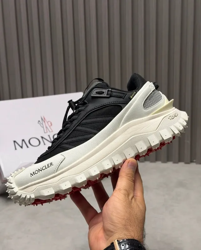 Кроссовки Moncler, бренд Moncler 6