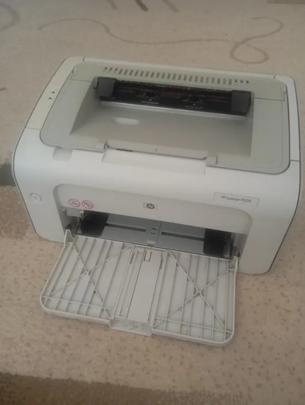 Принтер HP Laser Jet P1005 Принтер HP Laser Jet P1005