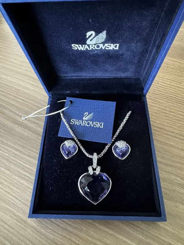 Ювелирный гарнитур Swarovski Oceanic 1 Ювелирный гарнитур Swarovski Oceanic 1