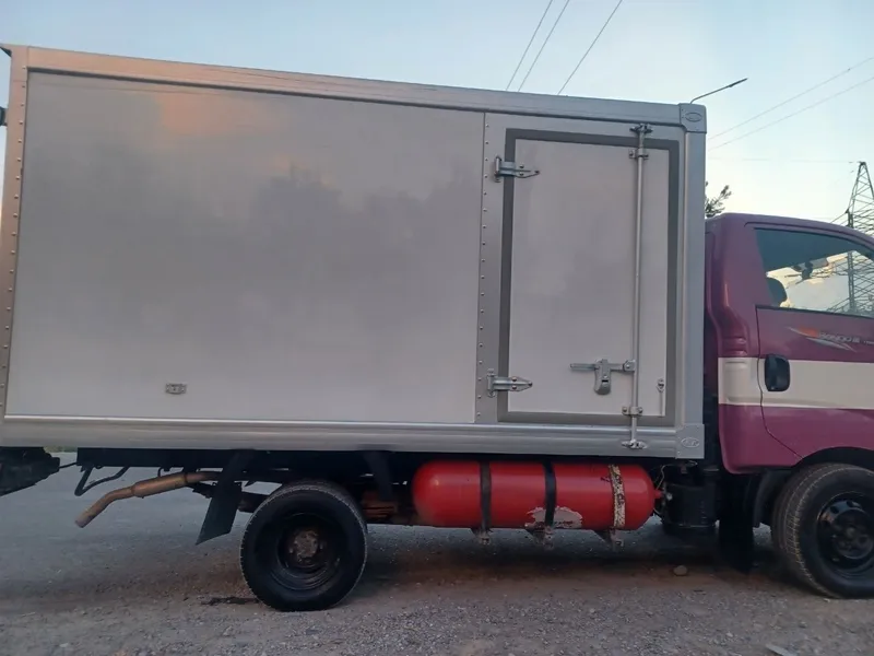 Kia bongo 3 izetermiz alo darajada 3