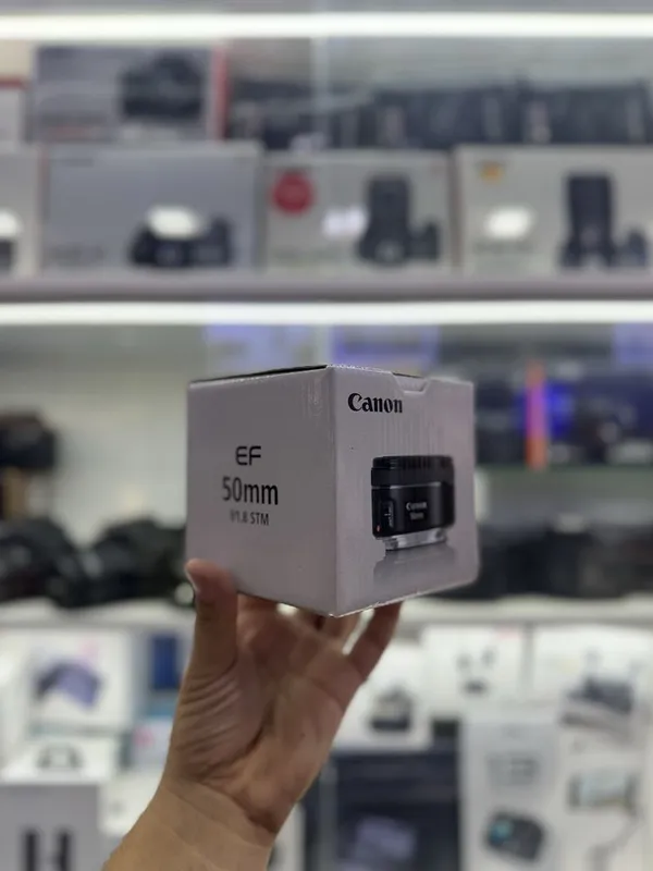 Canon ef 50 mm f/1.8 stm 2