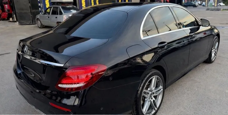 Mercedes Benz W213 E200 Ideal 2019 — фото 1