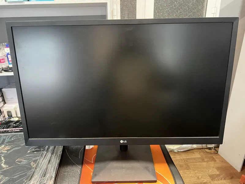 LG 27 FullHD ips 75hz 3