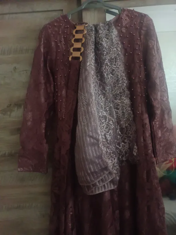 vechirni koylak 2marotaba kiyilgan yengi 1 vechirni koylak 2marotaba kiyilgan yengi 1