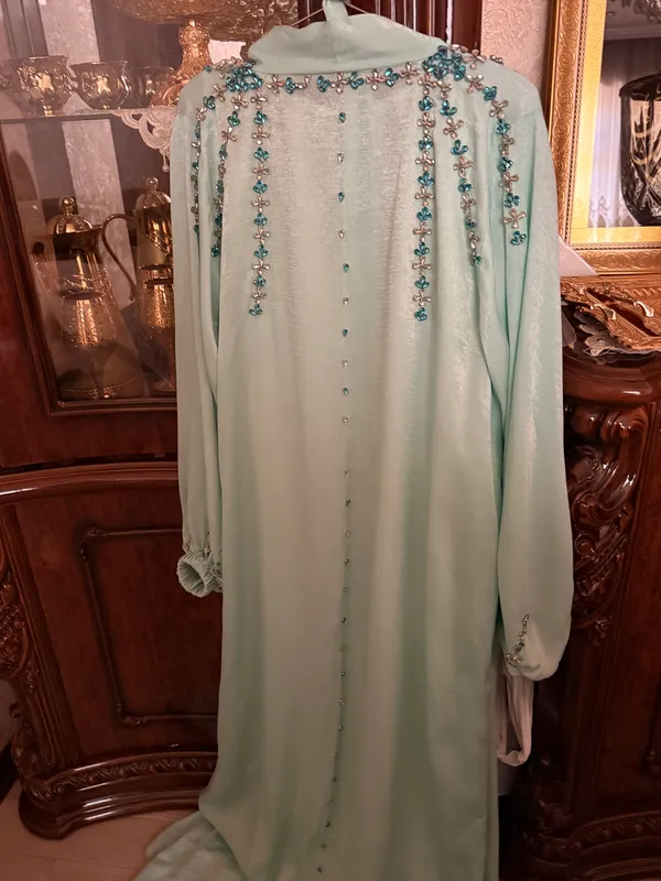 abaya sotiladi 3 abaya sotiladi 3