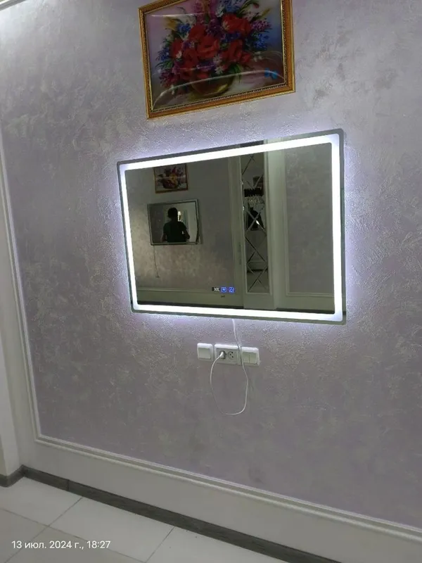 Продается зеркало новый