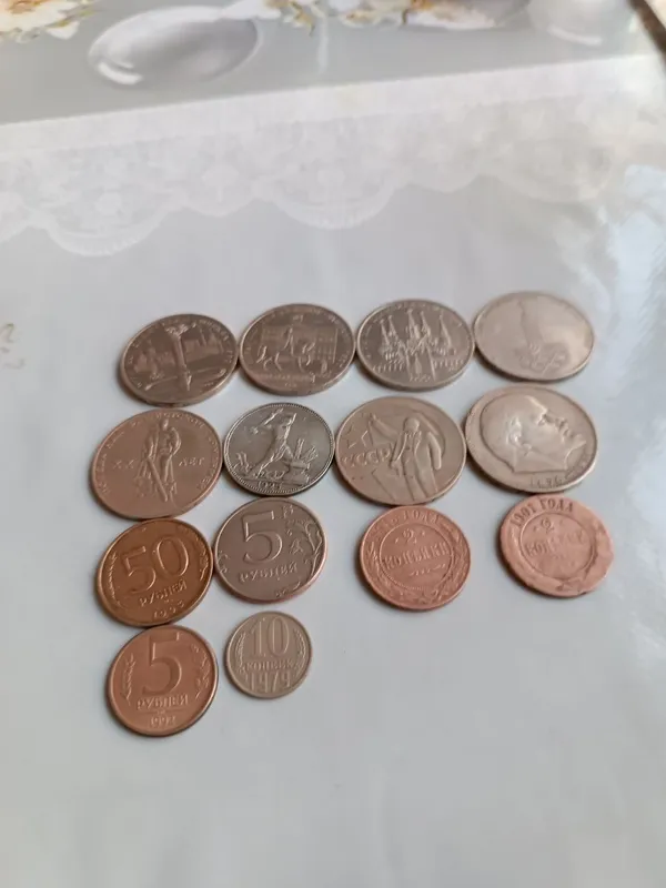 Срочно продам монеты