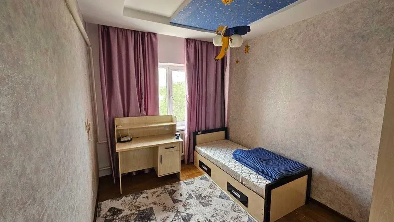 4-х комнатная квартира в 23 мкр., 2 этаж, не боковая. — фото 3