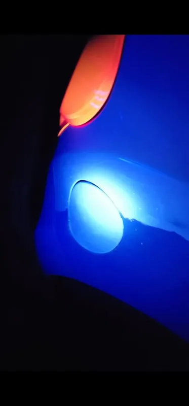 kraska tekshiradigan UV fonar 2