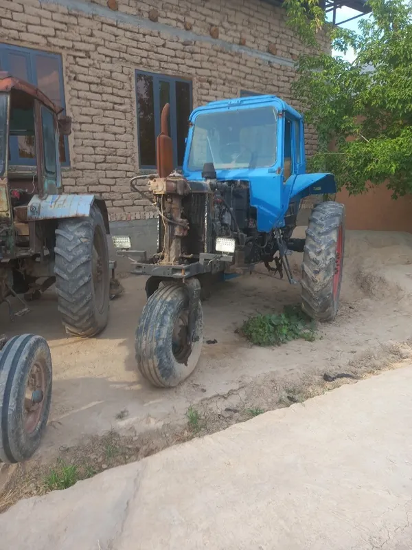 Traktor kosilkasi bilan 3