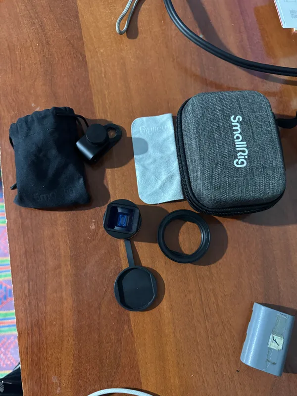 Объектив для телефона SmallRig 1.55X Anamorphic 1 Объектив для телефона SmallRig 1.55X Anamorphic 1