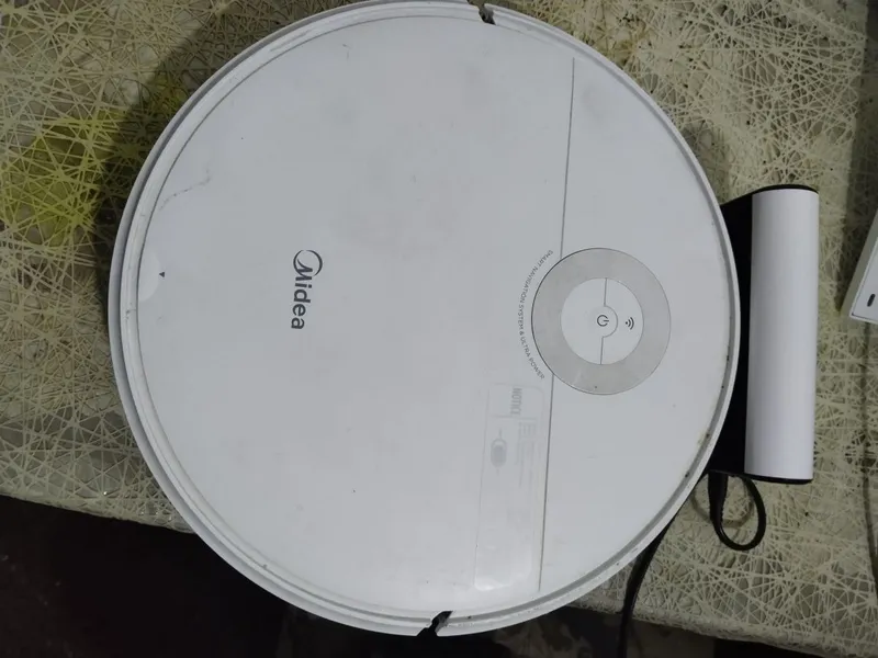 Робот пылесос MIDEA I5C — фото 1