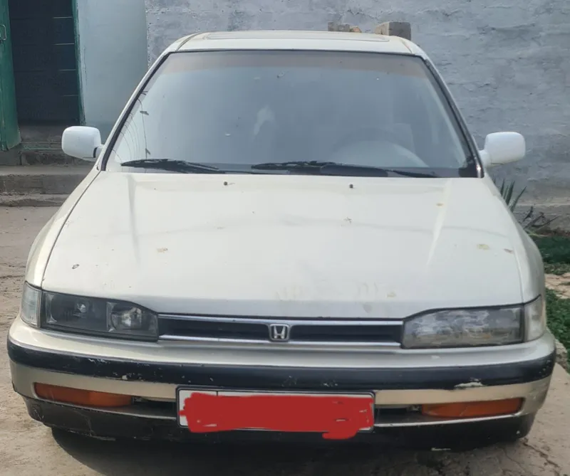 Honda Accord 4 cb3. (1992) 1