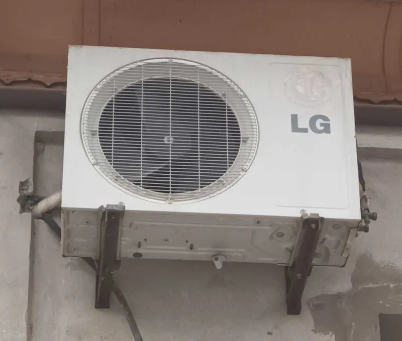 Продам кондиционер LG 12 модель