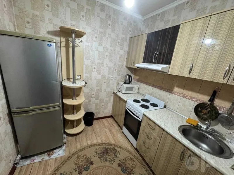1-комн. квартира, метро Айбек 5