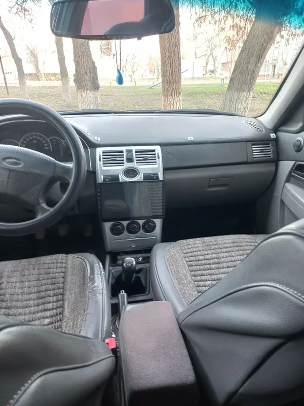 Лада приора 1.6 седан — фото 6