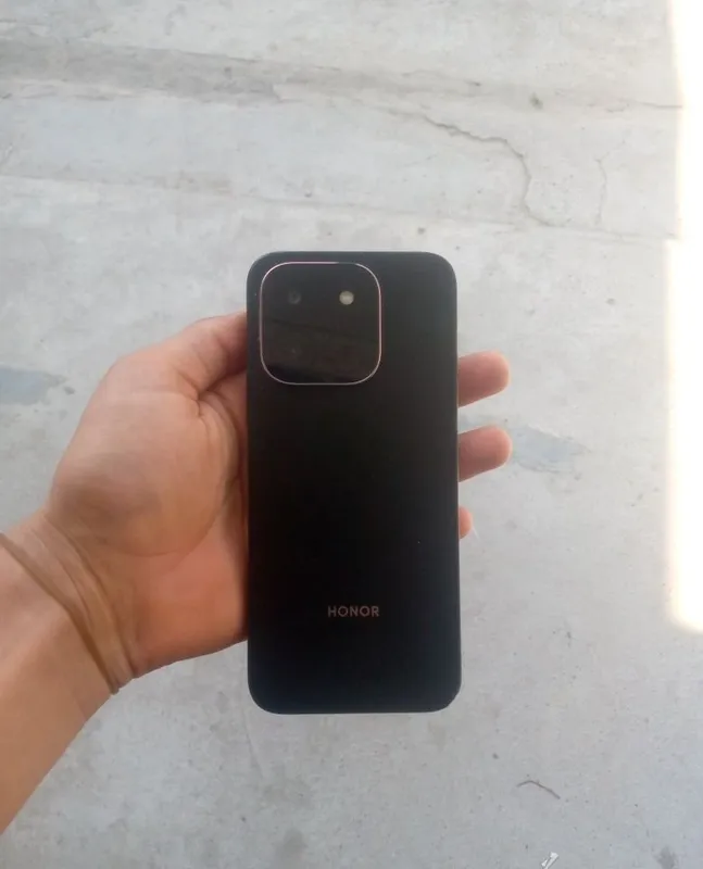 Honor X6C в идеальном состоянии, срочно продаётся 5 Honor X6C в идеальном состоянии, срочно продаётся 5
