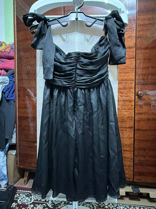 Продам три платья 1