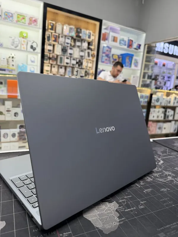 Lenovo IdeaPad Slim 3 15IRH10 — фото 3
