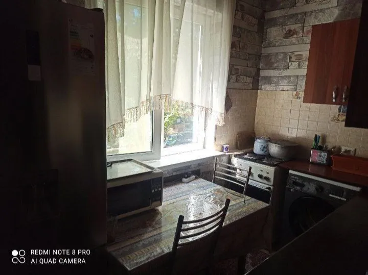 Чиланзар Мирзо Улугбек метро 230$ 4