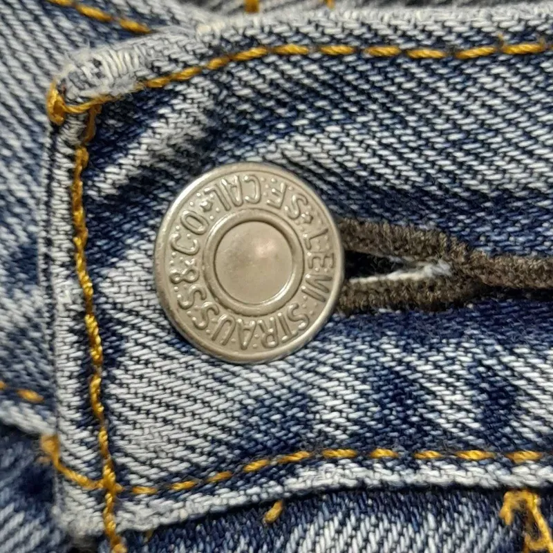 Джинсы Levis 505 / Size W30 L32 / Made in Lesotho — фото 2